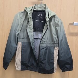 Zara Green and Gray Windbreaker Jacket with Full-Length Zipper